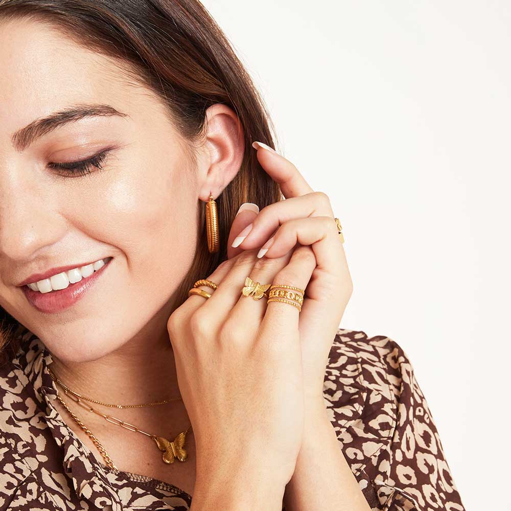 Guldring i kirurgiskt stål - Ring med justerbar storlek - Fjäril