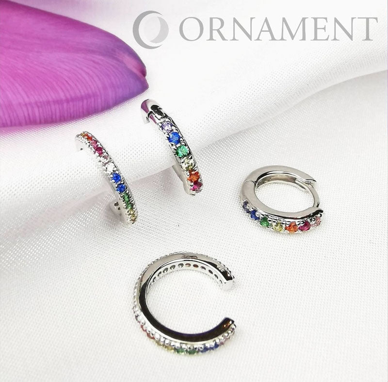 Regnbågskristaller - Huggie Hoops - Creoler örhängen i äkta silver