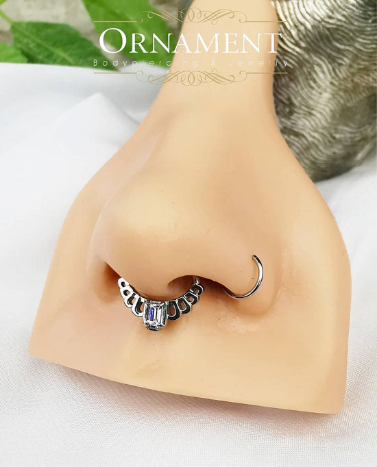 Tunn silverring -  Seamless ring i kirurgiskt stål till piercing